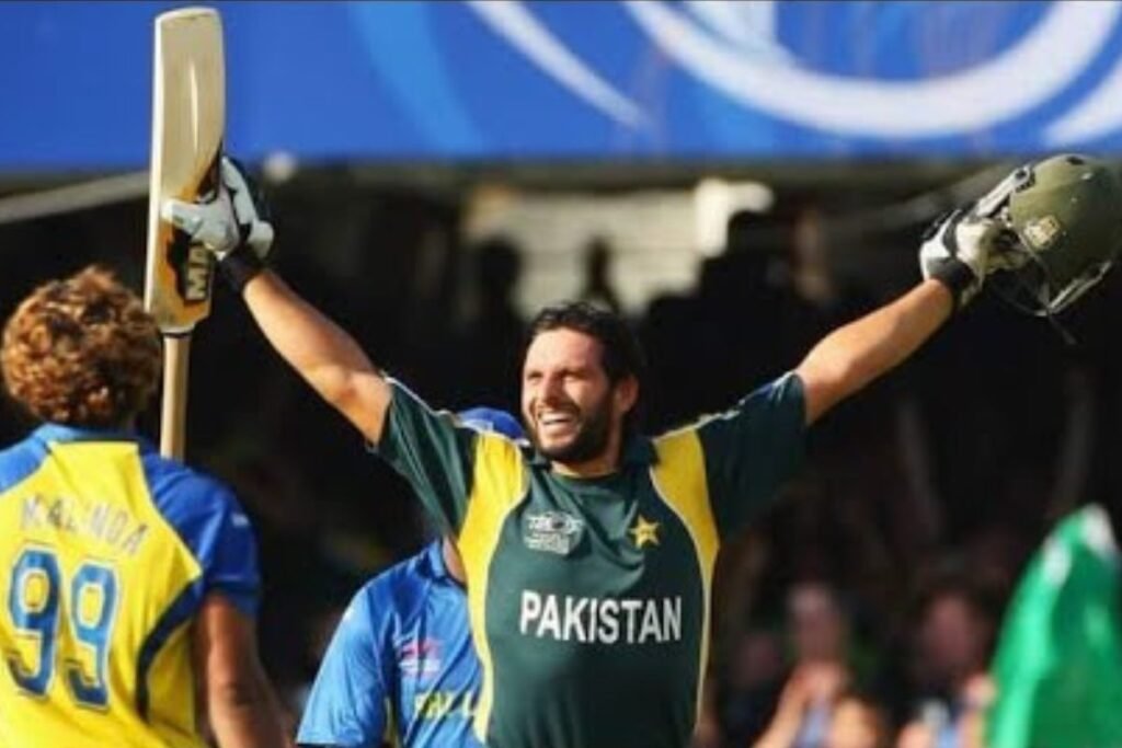 Shahid Afridi in Full Flow vs Sri Lanka