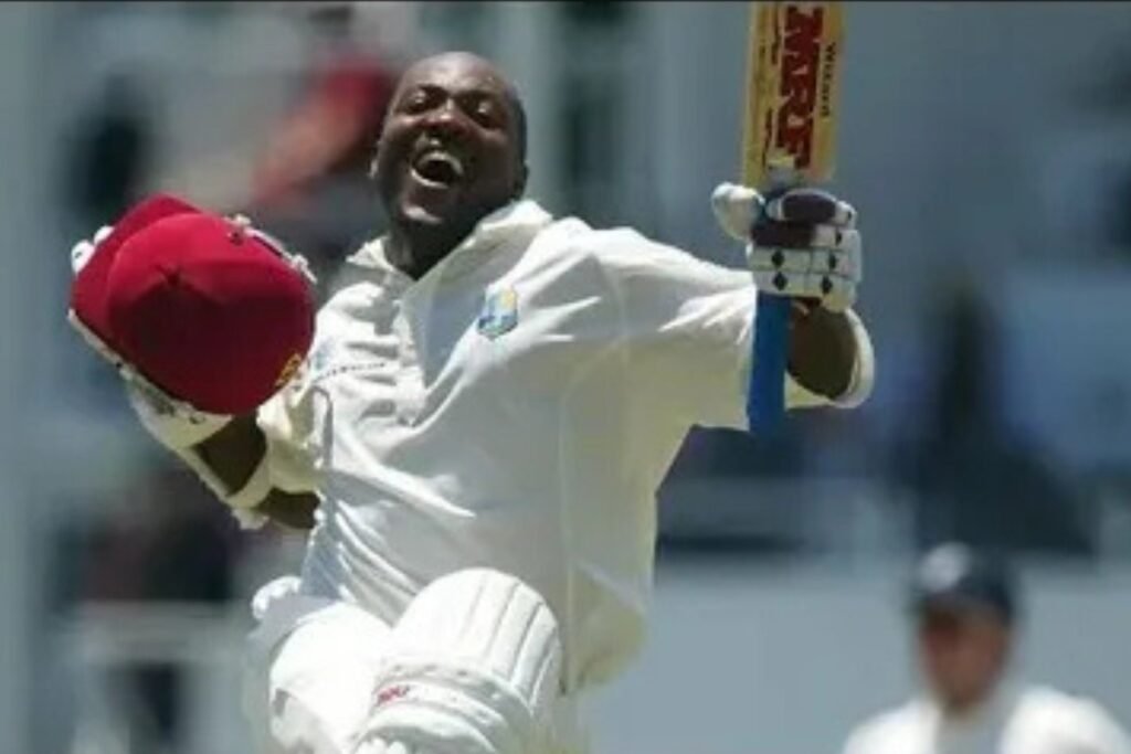 how many times did Brian Lara face Shoaib Akhtar
