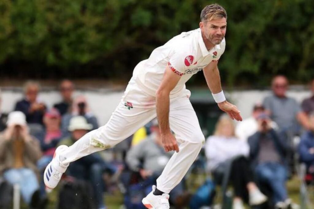 Who benefits most from a new ball in cricket